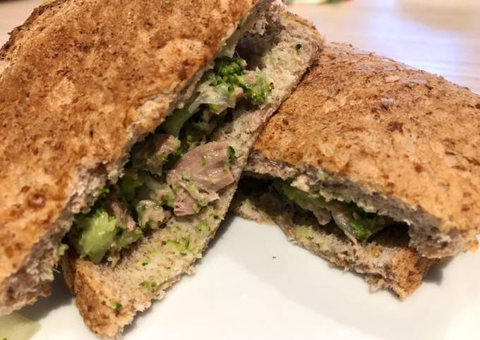 Tuna Broccoli Whole Wheat Sandwich