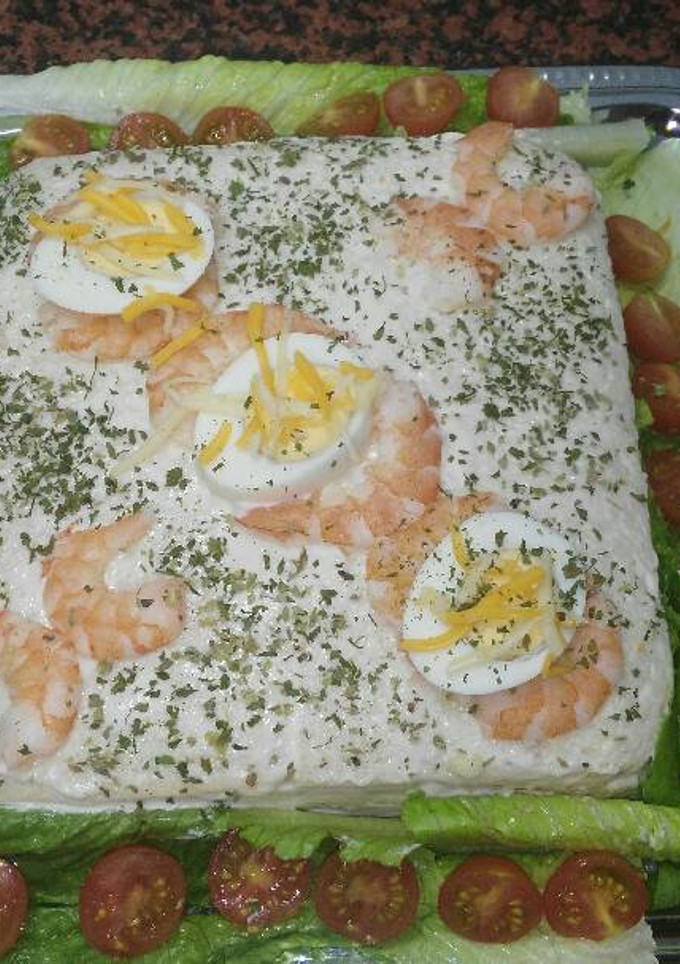 Una foto de Pastel de marisco con pan de molde
