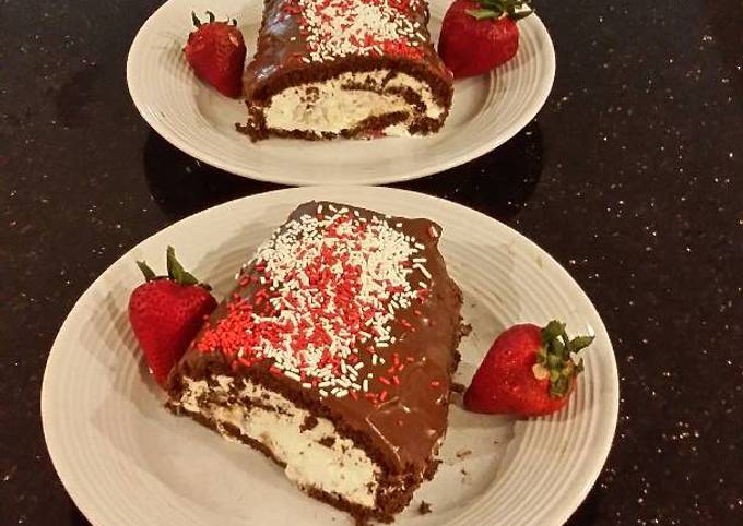 Chocolate Strawberry Cream Cake Roll