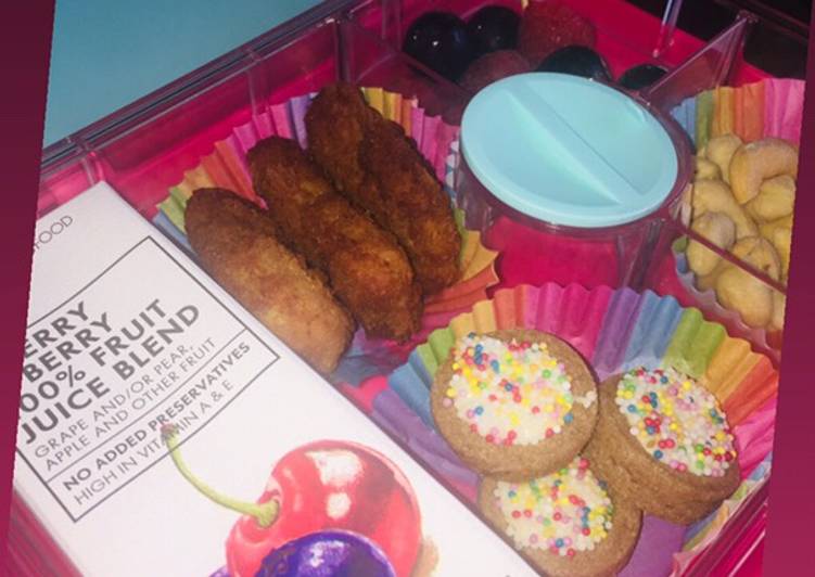 Rainbow lunch box!🌈