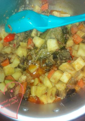 Foto resep Sambel Goreng Kentang Wortel bumbu lengkap