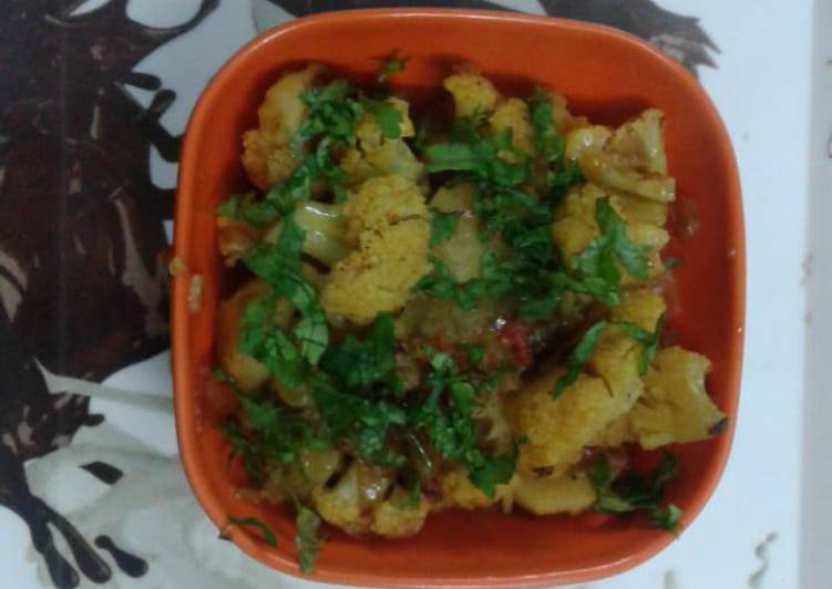 Aalu Gobhi vegetable