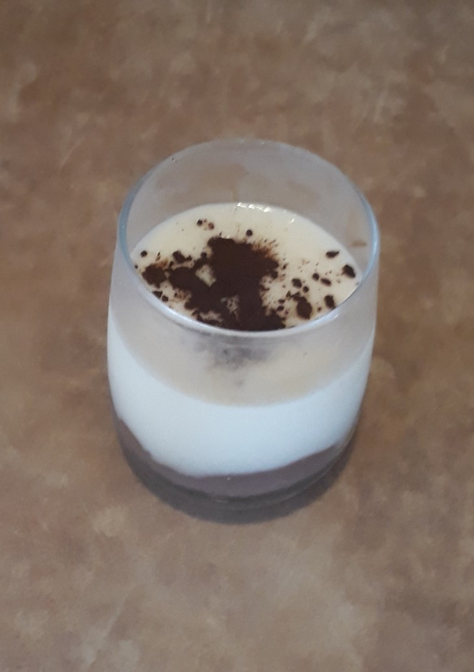 Kókuszgolyó pohárkrém recept fotója