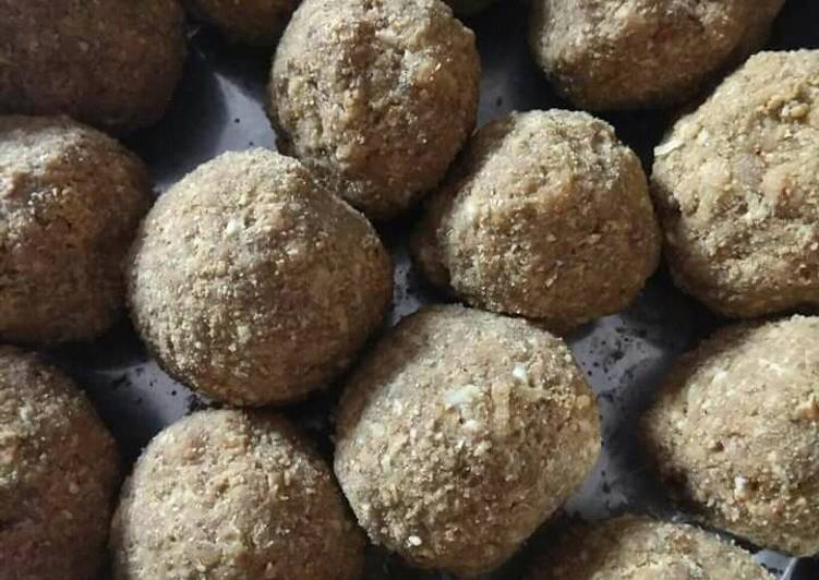 Simple Way to Prepare Quick Jowar atta ladoo