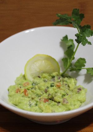 Una foto de Guacamole estilo peruano