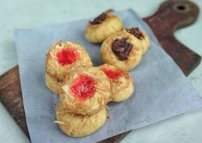 Cheese thumbprint cookies