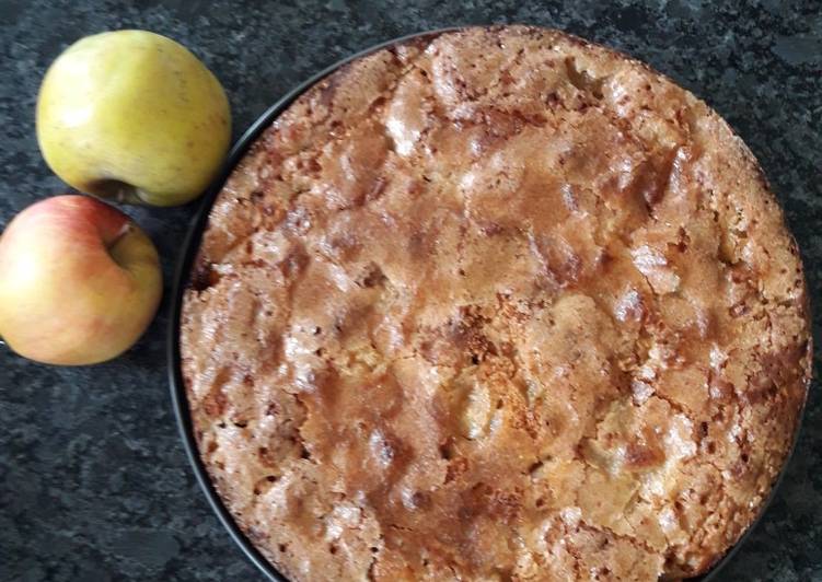 Comment Servir Gâteau au yaourt, pommes cannelle