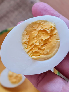 Una foto de Huevos duros o huevos cocidos 🥚🐔🐣🐤🐥🐣🐤🐥 ¡Sí! Cómo hacer un huevo duro 🙂 ¡nadie nace sabiendo! 🐣🐔🐤🐥🐤🐣🐔