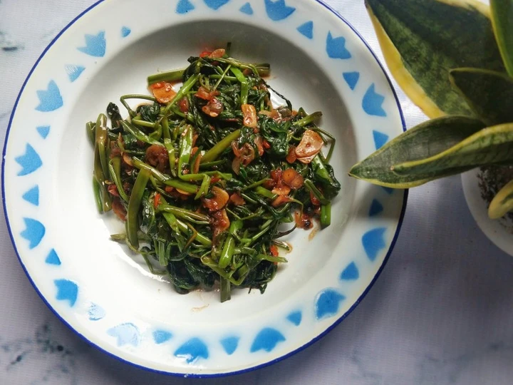 Langkah Mudah untuk Membikin Resep Tumis Kangkung Saus Tiram yang Sempurna Anti Ribet, Lezat