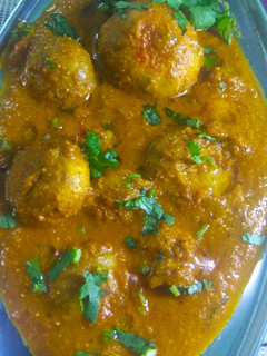 A picture of Mushroom Tikka Masala.