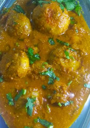 A picture of Mushroom Tikka Masala.