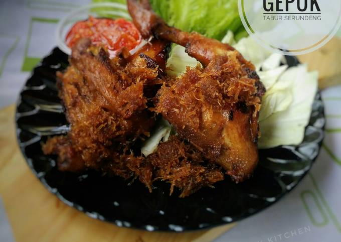 Standar Bagaimana cara bikin Ayam Bumbu Gepuk Tabur Serundeng  nagih banget