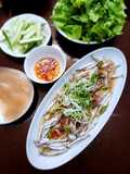 Cá cơm than hấp cuốn bánh tráng