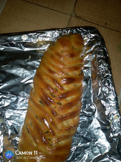 A picture of Chicken bread.