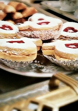 صورة لوصفة حلوى بالسكر الناعم والمربى ❤