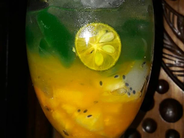 Langkah Gampang Membuat Resep Es buah jeruk limau yang Bikin Ngiler Anti Ribet, Mantap Sekali