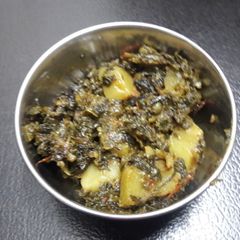 Aloo palak sabji A picture of Aloo palak sabji.