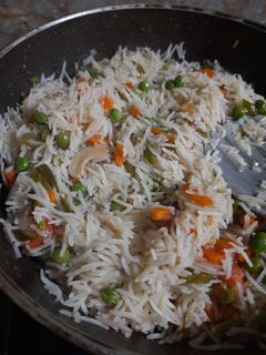ভেজিটেবল পোলাও (Veg pulao recipe in Bengali) রেসিপির প্রধান ছবি