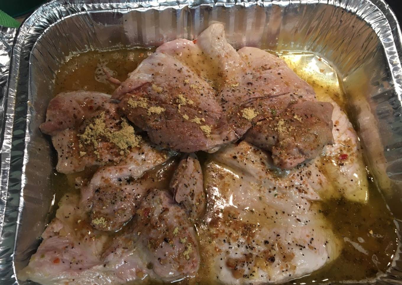 Pierna al horno con salsa italiana