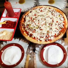 A picture of Beef minced Pizza🍕.