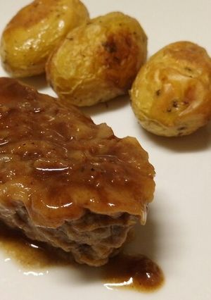 A picture of Miale in agrodolce sweet and sour pork.