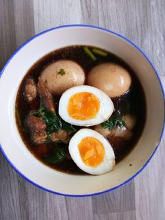 รูปของ ไข่พะโล้ยางมะตูม