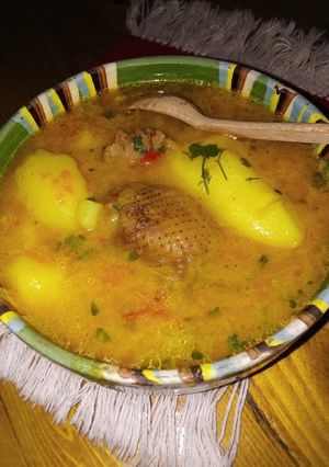 O poză a rețetei Tocăniță de cartofi cu pui de casă 🍲.