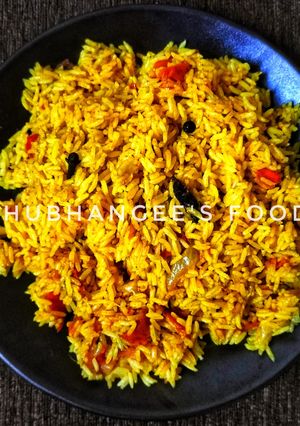 टोमॅटो राईस (Tomato rice recipe in marathi) रेसिपी चे मुख्य फोटो 