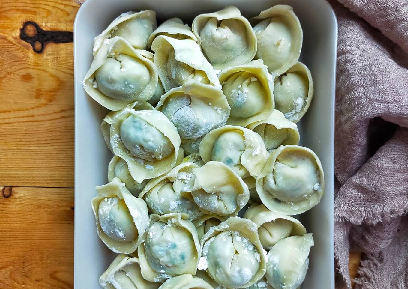 Cara Gampang Membuat Wonton (Pangsit) Kuah Frozen, Menggugah Selera