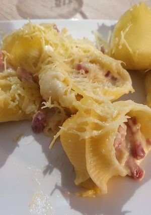 Une photo de Pâte farcie lardons camembert