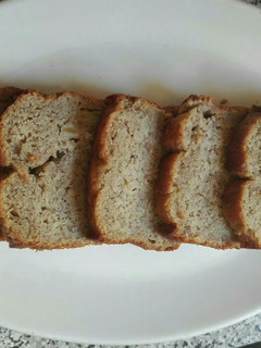 A picture of Apple and banana loaf.