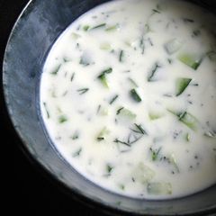 A picture of Ukrainian Cold Cucumber & Yoghurt Soup.