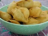 क्रिस्पी शाही समोसे