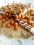 Filetti di sgombro con ceci alla paprika