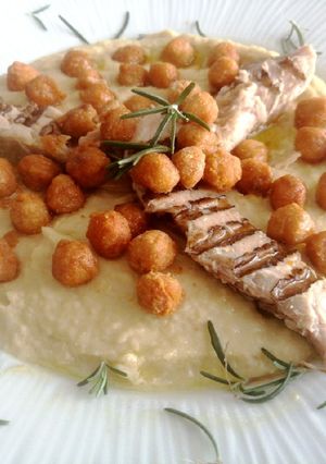 Foto di Filetti di sgombro con ceci alla paprika