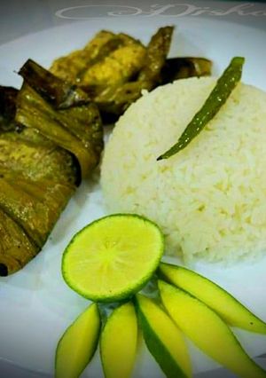 A picture of Chicken-Raw Mango Paturi.