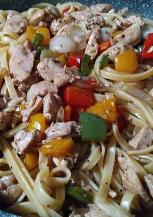 Foto resep Fettucine black pepper chicken