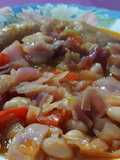 Alubias caldosas con butifarra y productos de la huerta