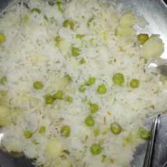 A picture of Matar Pulao.