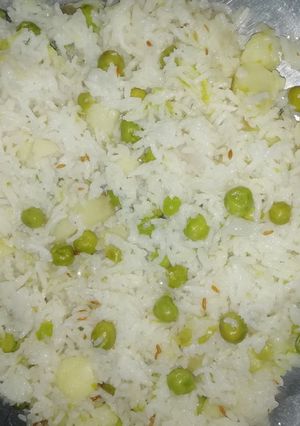 A picture of Matar Pulao.