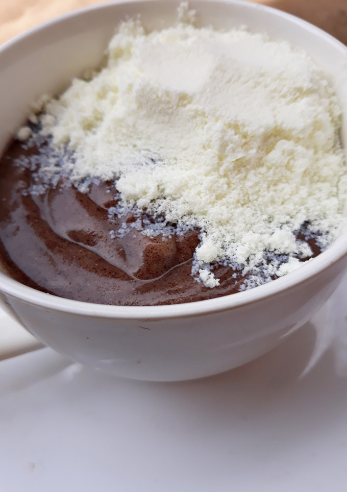 A picture of Kunun Tamba with milk.