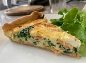 Une photo de Tarte épinard, truite fumée et chèvre