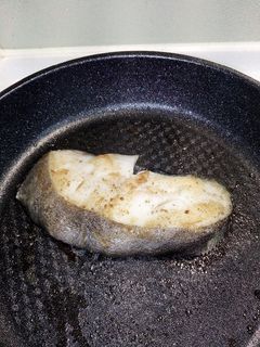 乾煎鱈魚(大比目魚) 的食譜成品照片