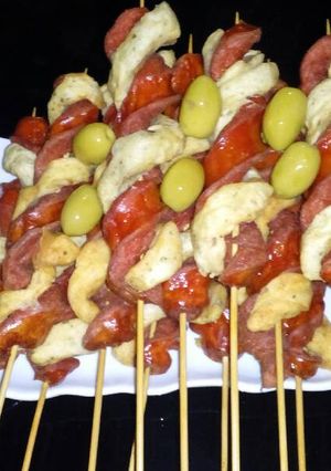 Una foto de Espirales de salchichas con masa saborizadas