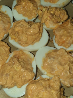 Una foto de Huevos rellenos