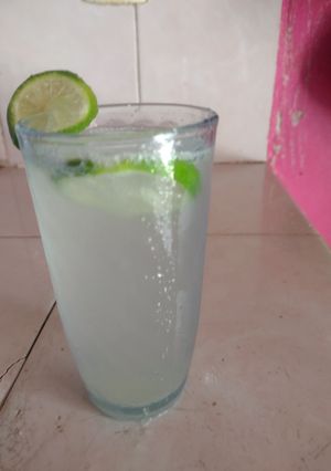 Una foto de Vaso de limonada