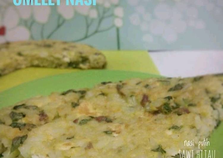 Bagaimana Menyiapkan Omelet Nasi 9m+ yang Enak