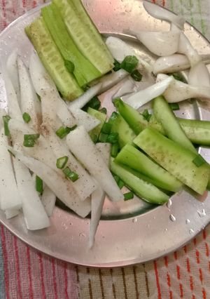 A picture of Green Salad.