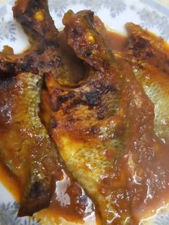 صورة لوصفة صينية 🐟 سمك 🐟 بلطي بالصلصة
