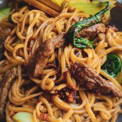 Beef & Pak Choi Chow Mein A picture of Beef & Pak Choi Chow Mein.
